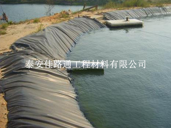 預(yù)防水產(chǎn)養(yǎng)殖防滲膜熱脹冷縮現(xiàn)象之策 預(yù)防水產(chǎn)養(yǎng)殖防滲膜熱脹冷縮現(xiàn)象之策