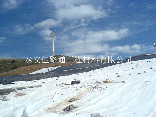 水產(chǎn)養(yǎng)殖防滲膜施工流程:高效保障水質(zhì)與養(yǎng)殖效益 水產(chǎn)養(yǎng)殖防滲膜施工流程:高效保障水質(zhì)與養(yǎng)殖效益